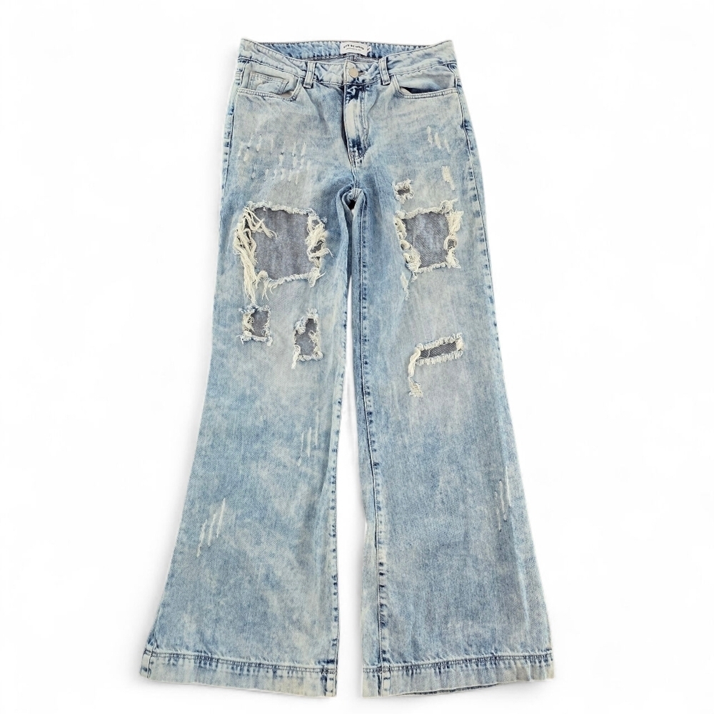 Litz by Uniq Women’s Distressed Wide Leg Jeans Size 27/5 Light Wash 100% Cotton
